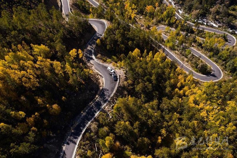 鄉(xiāng)城：秋色如畫(huà)