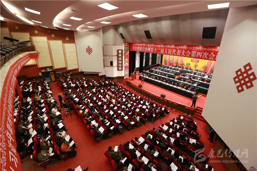 州十二屆人大四次會(huì)議開(kāi)幕掠影